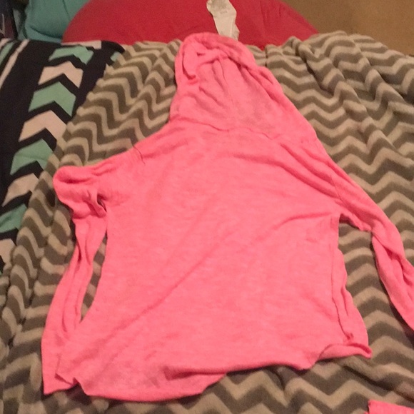 Pink pullover - Picture 3 of 3